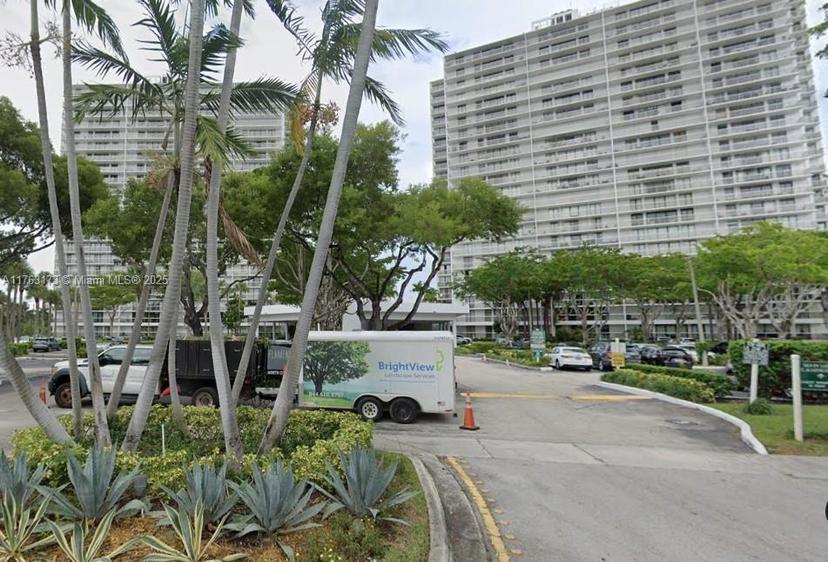 Picture of 3701 N Country Club Dr # 207, Aventura FL 33180
