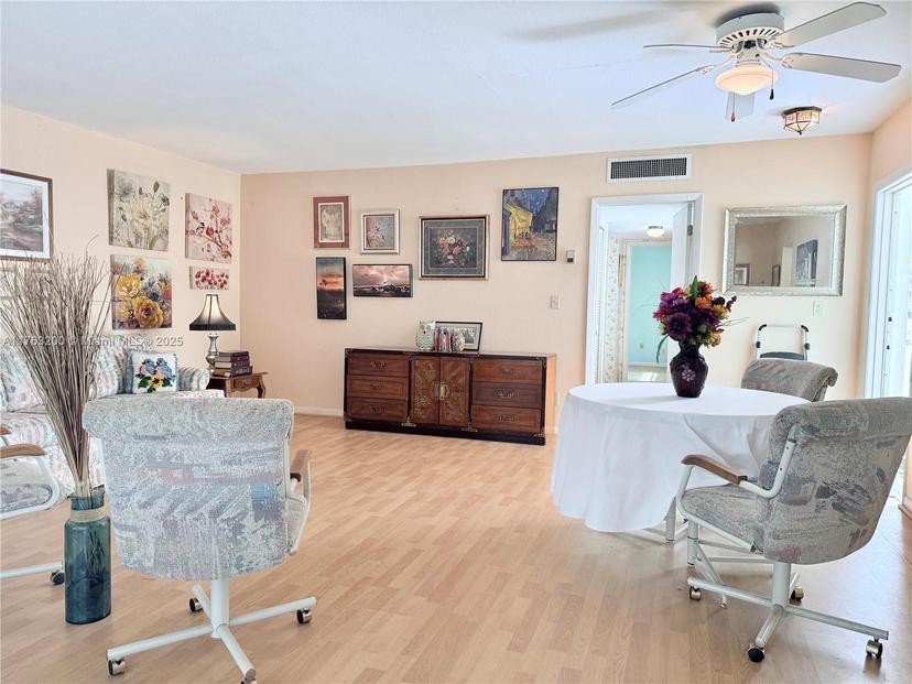 Picture of 17202 SW 113Th Ct # 21943A, Miami FL 33157