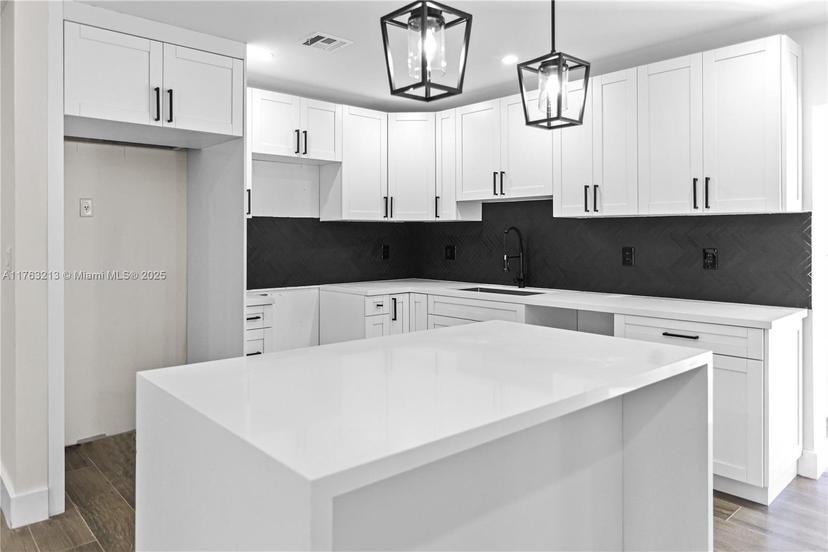 Picture of 6590 NW 22Nd St, Sunrise FL 33313