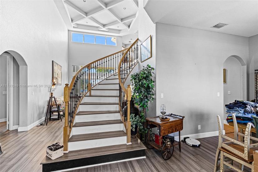 Picture of 1270 Beacon Cir, Wellington FL 33414