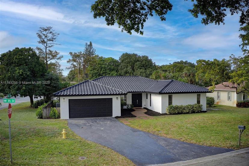 Picture of 1500 NW 85Th Dr, Coral Springs FL 33071