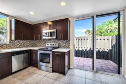 Picture of 5762 Fox Hollow Dr # C, Boca Raton, FL 33486