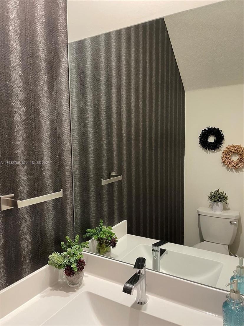 Picture of 10413 NW 82Nd St # 02, Doral FL 33178
