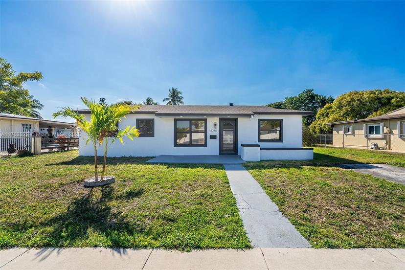 Picture of 18710 NW 48Th Pl, Miami Gardens FL 33055
