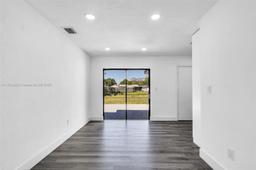 Picture of 18710 NW 48Th Pl, Miami Gardens, FL 33055
