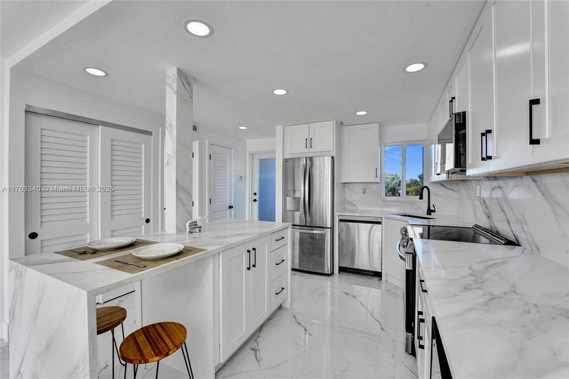 Picture of 8900 Washington Blvd # 506A, Pembroke Pines FL 33025