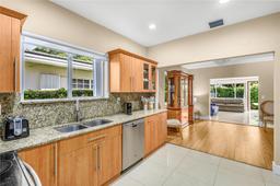 Picture of 9457 Carlyle Ave, Surfside, FL 33154