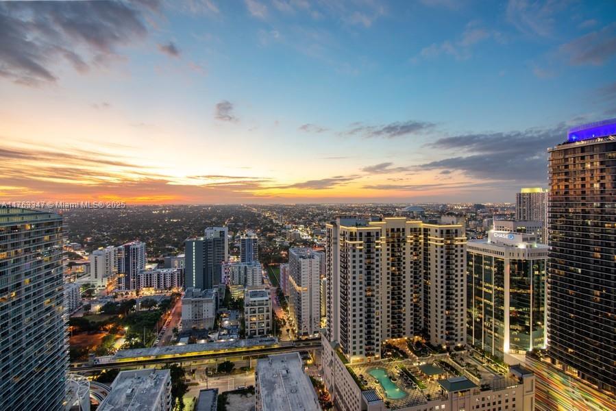 Picture of 1000 Brickell Plz # 4110, Miami, FL 33131