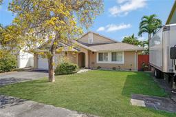 Picture of 19081 NW 77Th Ct, Hialeah, FL 33015