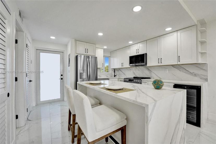 Picture of 8900 Washington Blvd # 416, Pembroke Pines FL 33025