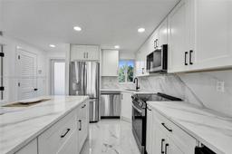 Picture of 8900 Washington Blvd # 416, Pembroke Pines, FL 33025