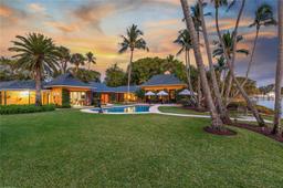 Picture of 6 Riverview Rd, Jupiter Island, FL 33455