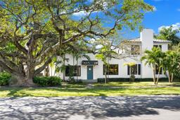 Picture of 390 NE 93 St, Miami Shores, FL 33138