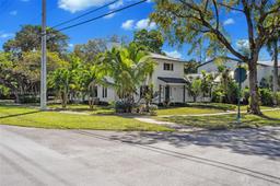 Picture of 390 NE 93 St, Miami Shores, FL 33138