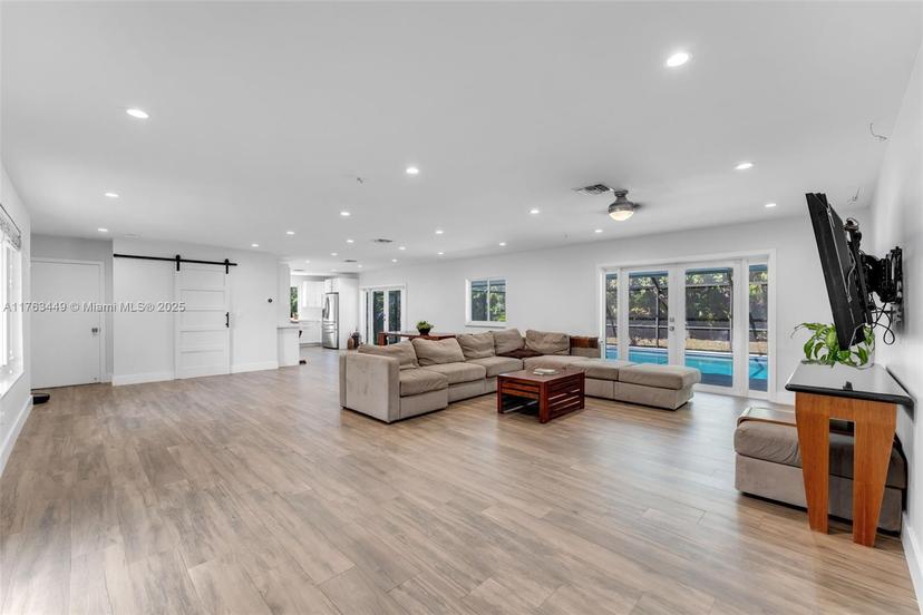 Picture of 17554 SW 85Th Ave, Palmetto Bay FL 33157