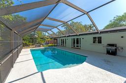 Picture of 17554 SW 85Th Ave, Palmetto Bay, FL 33157