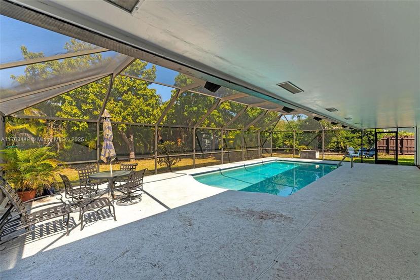 Picture of 17554 SW 85Th Ave, Palmetto Bay FL 33157