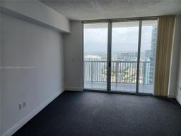 Picture of 1750 N Bayshore Dr # 5111, Miami, FL 33132