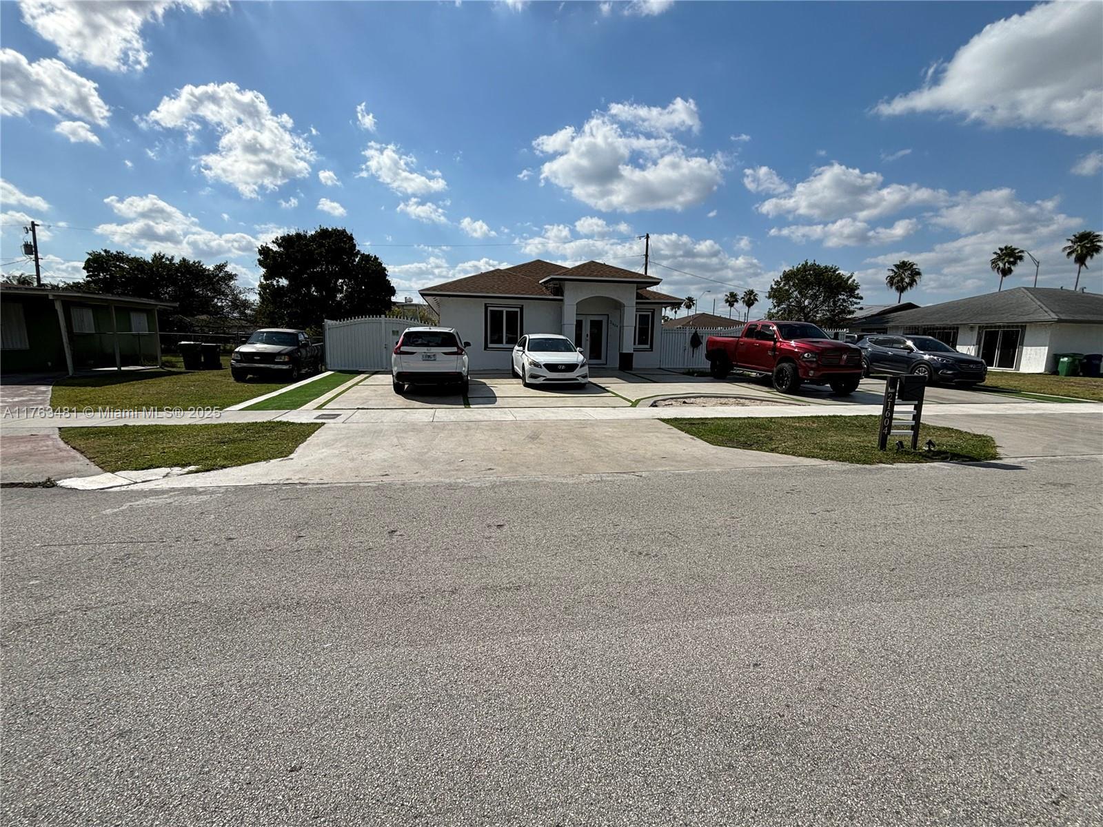 Picture of 21604 SW 109Th Ave, Miami, FL 33170