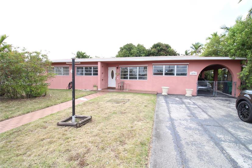 Picture of 11040 NW 60 Ct, Hialeah FL 33012