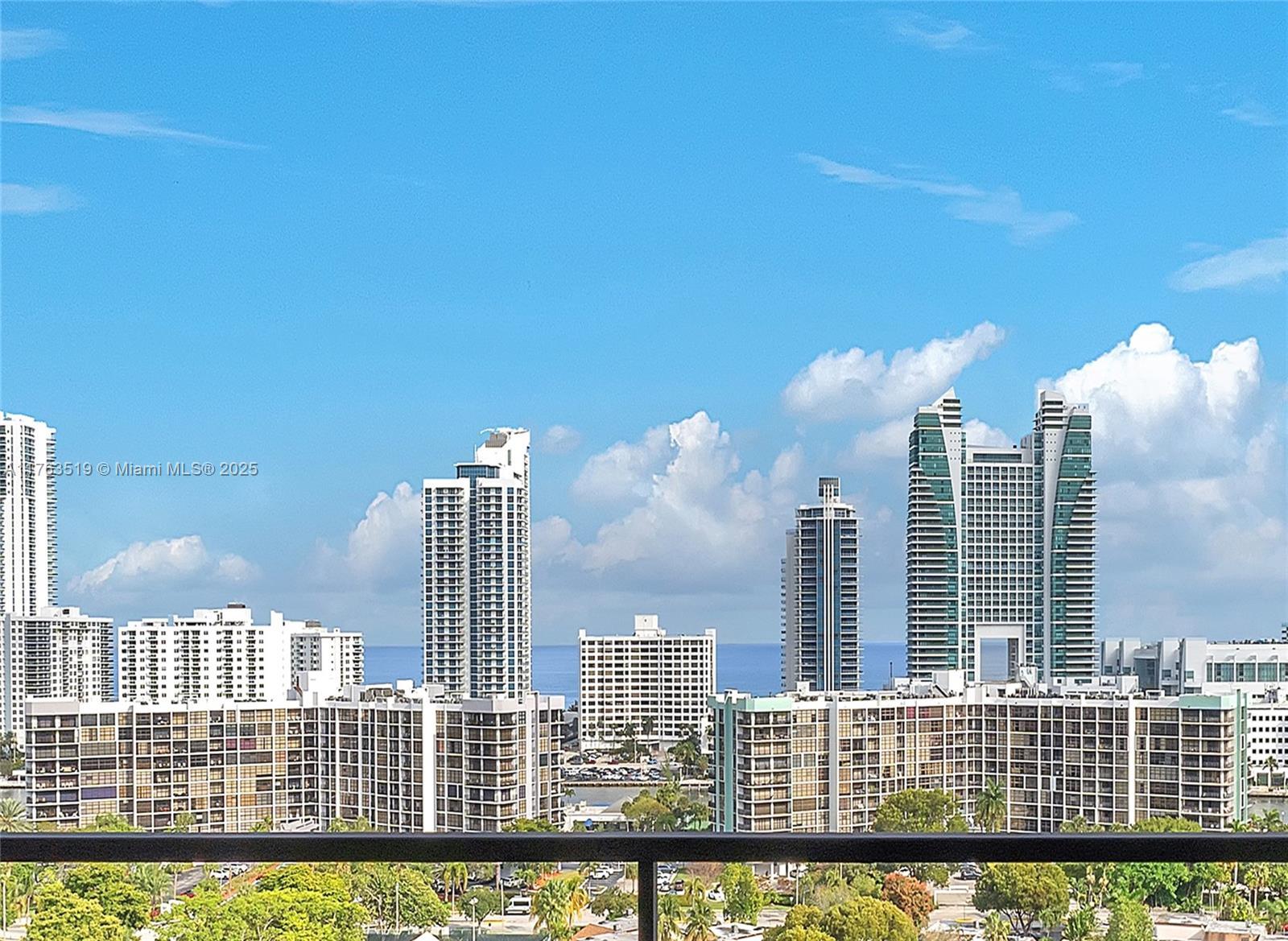 Picture of 2500 Parkview Dr # 1704, Hallandale Beach, FL 33009