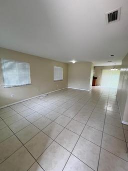 Picture of 3381 NW 212Th St, Miami Gardens, FL 33056