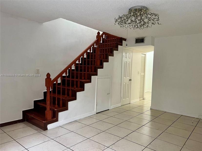 Picture of 918 SW 7Th Ave # 2, Miami FL 33130