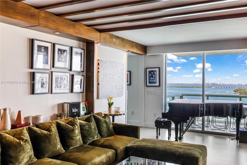 Picture of 10 Venetian Way # 1503, Miami Beach FL 33139