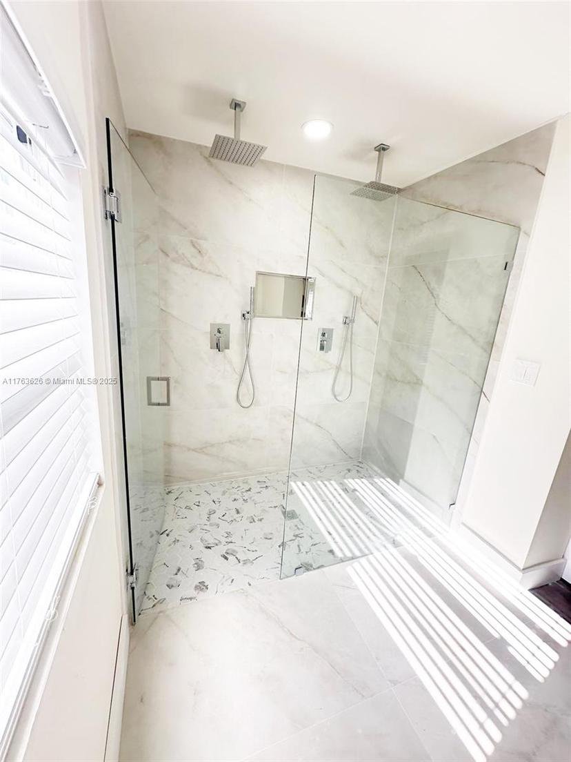 Picture of 3754 SW 27Th Ln, Miami FL 33134