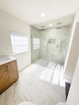 Picture of 3754 SW 27Th Ln, Miami, FL 33134