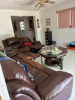 Picture of 261 E 37Th St, Hialeah, FL 33013