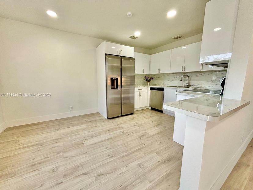 Picture of 6231 NW 16Th St, Sunrise FL 33313