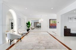 Picture of 1651 Cleveland Rd, Miami Beach, FL 33141