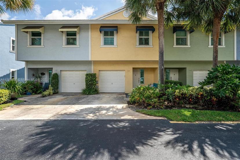 Picture of 1747 NE 4Th Ave # F2, Fort Lauderdale FL 33305