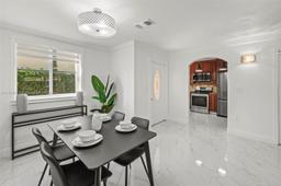 Picture of 240 NW 114Th Ave # 104, Sweetwater, FL 33172