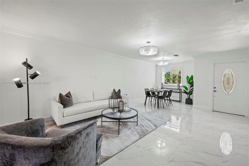 Picture of 240 NW 114Th Ave # 104, Sweetwater FL 33172