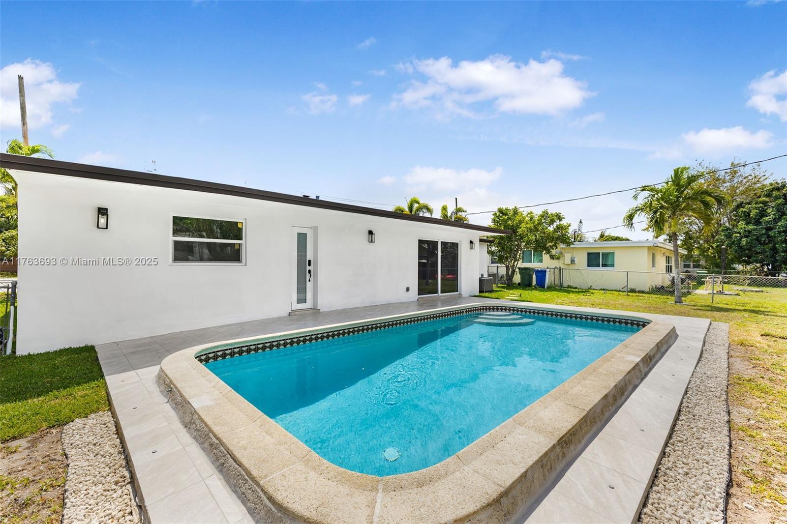Picture of 6335 Southgate Blvd, Margate, FL 33068
