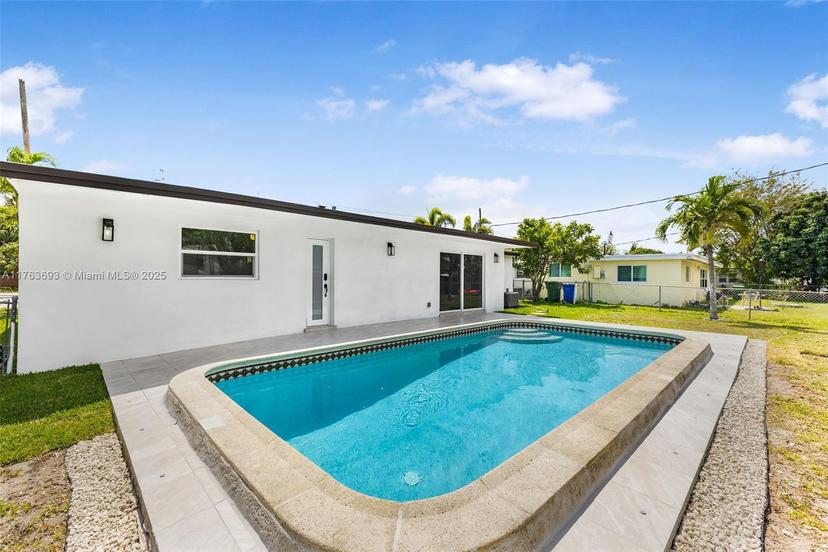 Picture of 6335 Southgate Blvd, Margate FL 33068