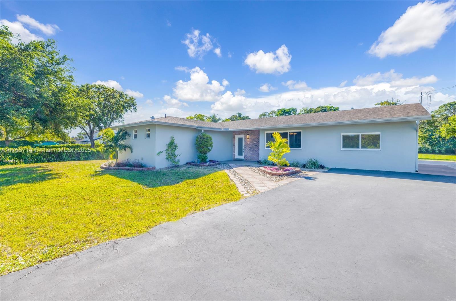 Picture of 13390 SW 26Th St, Davie, FL 33325
