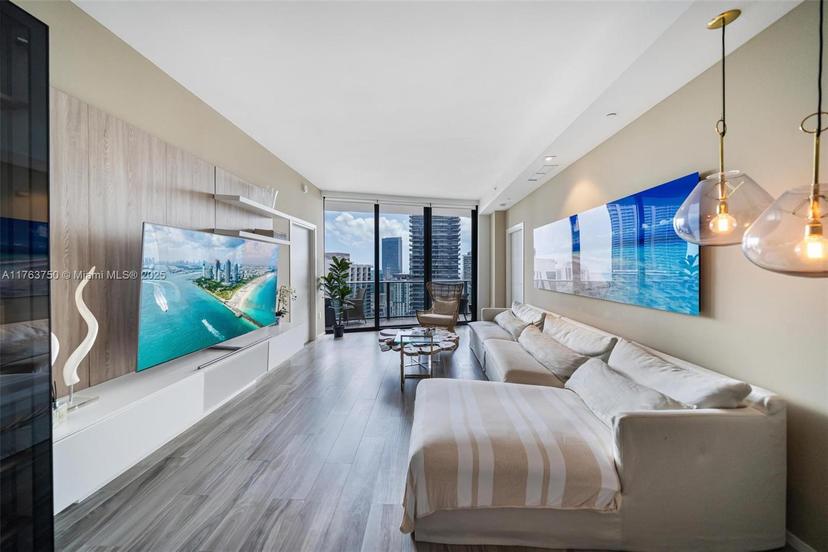 Picture of 801 S Miami Ave # 4802, Miami FL 33130