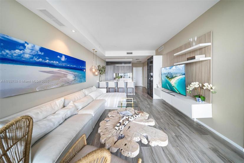 Picture of 801 S Miami Ave # 4802, Miami FL 33130