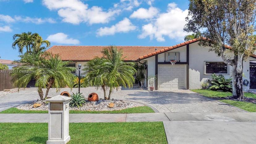 Picture of 31 NW 133Rd Pl, Miami FL 33182