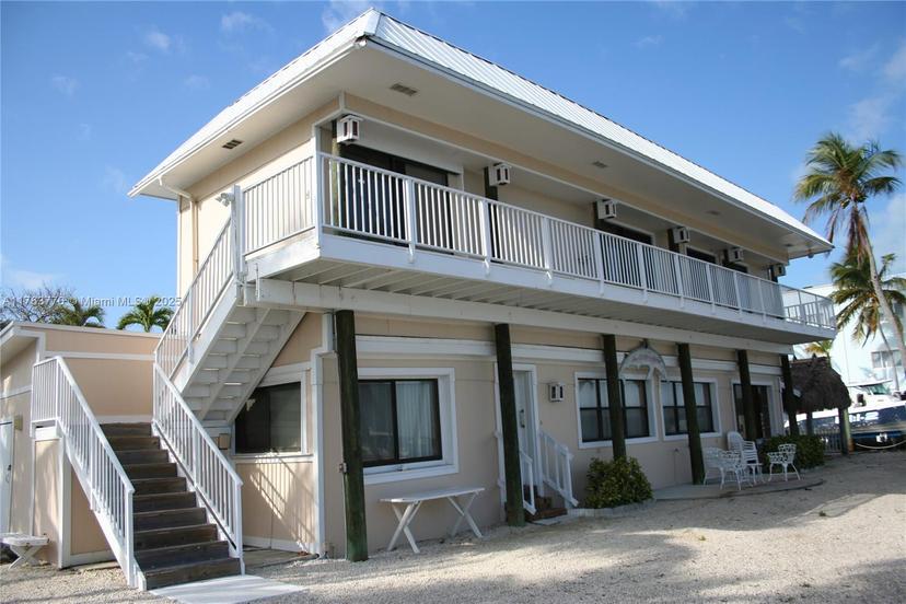 Picture of 1 Gull Ln, Key Largo FL 33037