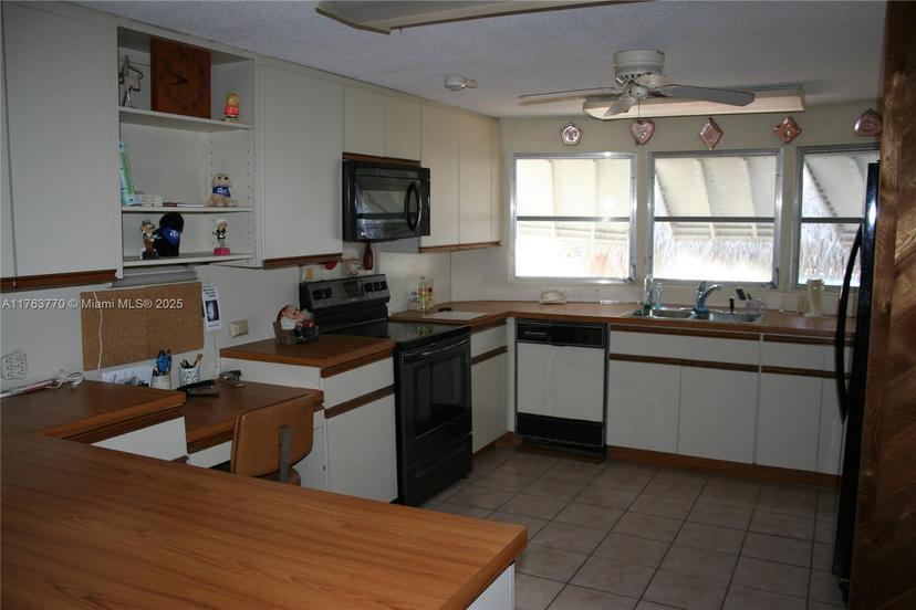 Picture of 1 Gull Ln, Key Largo FL 33037