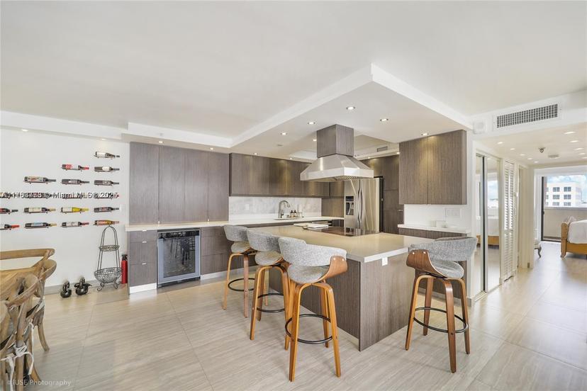 Picture of 1621 Collins Ave # 801, Miami Beach FL 33139