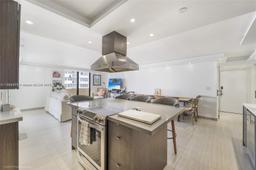 Picture of 1621 Collins Ave # 801, Miami Beach, FL 33139