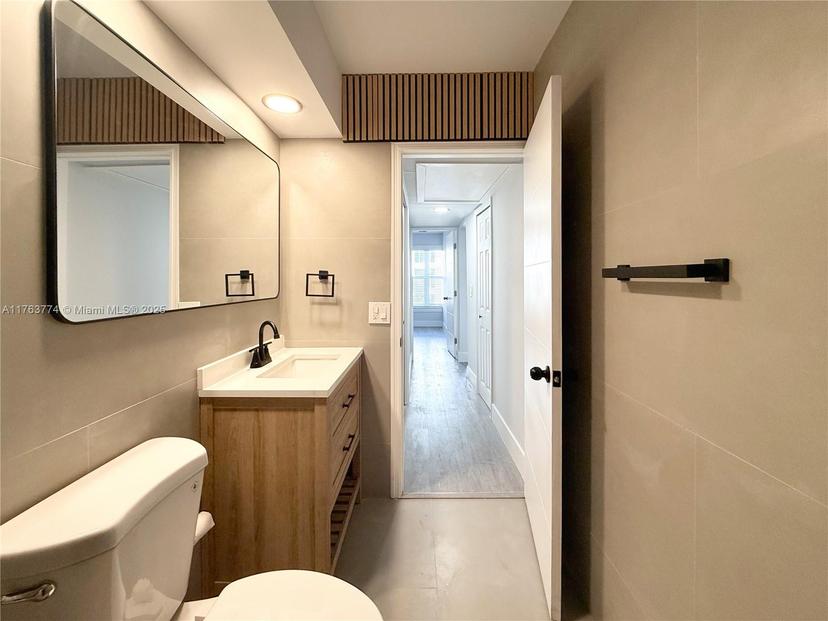 Picture of 1770 E Las Olas Blvd # 302, Fort Lauderdale FL 33301
