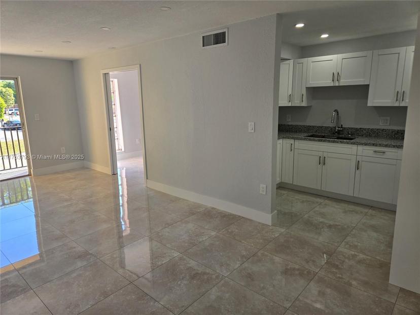 Picture of 4803 NW 7Th St # 14, Miami FL 33126