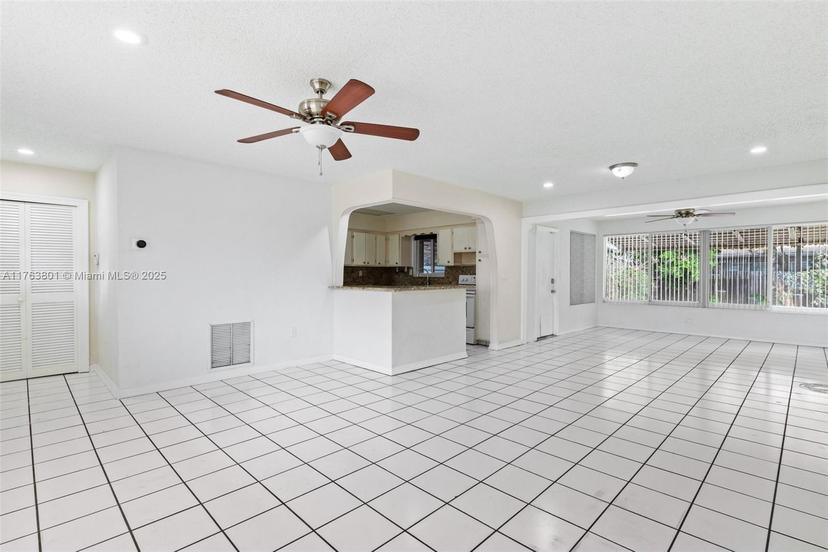 Picture of 8131 NW 12Th St, Pembroke Pines FL 33024