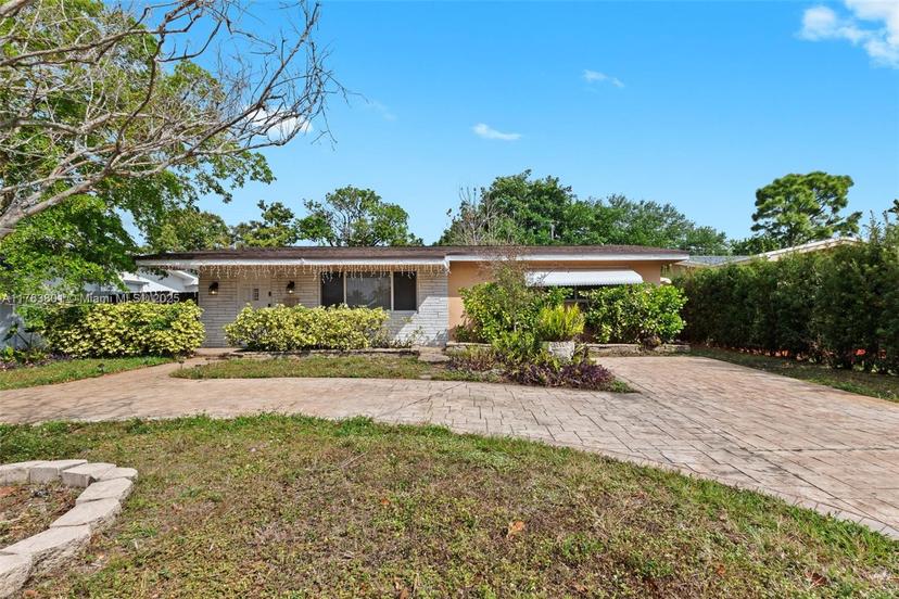 Picture of 8131 NW 12Th St, Pembroke Pines FL 33024